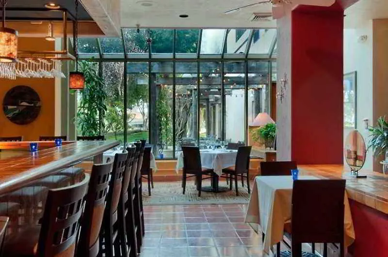 מלון Hilton קונקורד
